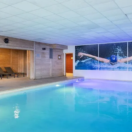 Alaska 7 130 M2 Balcony In Parking * Val Thorens