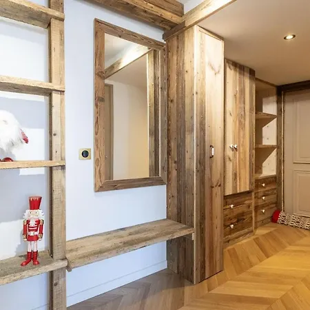 Alaska 7 130 M2 Balcony In Parking * Val Thorens